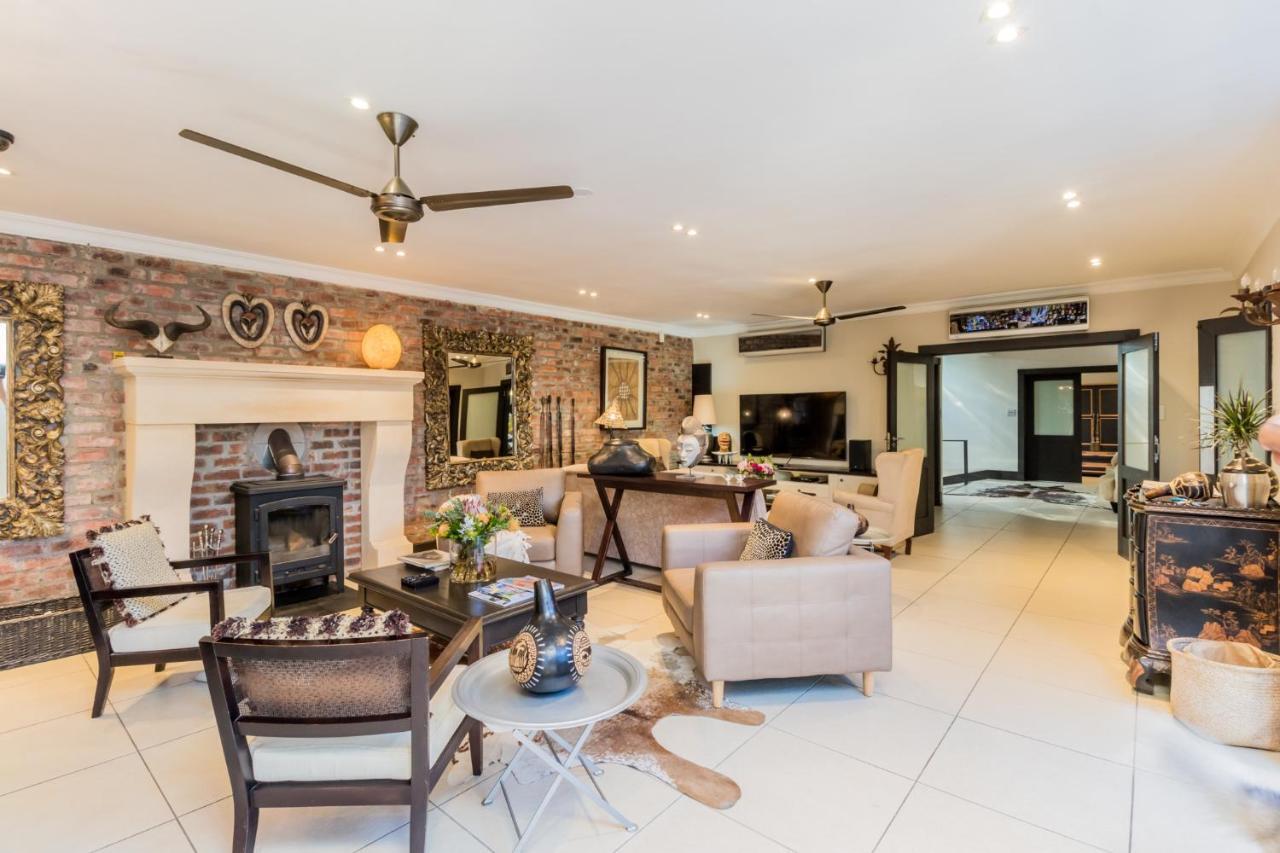 Sw1 Lodge Somerset West Extérieur photo