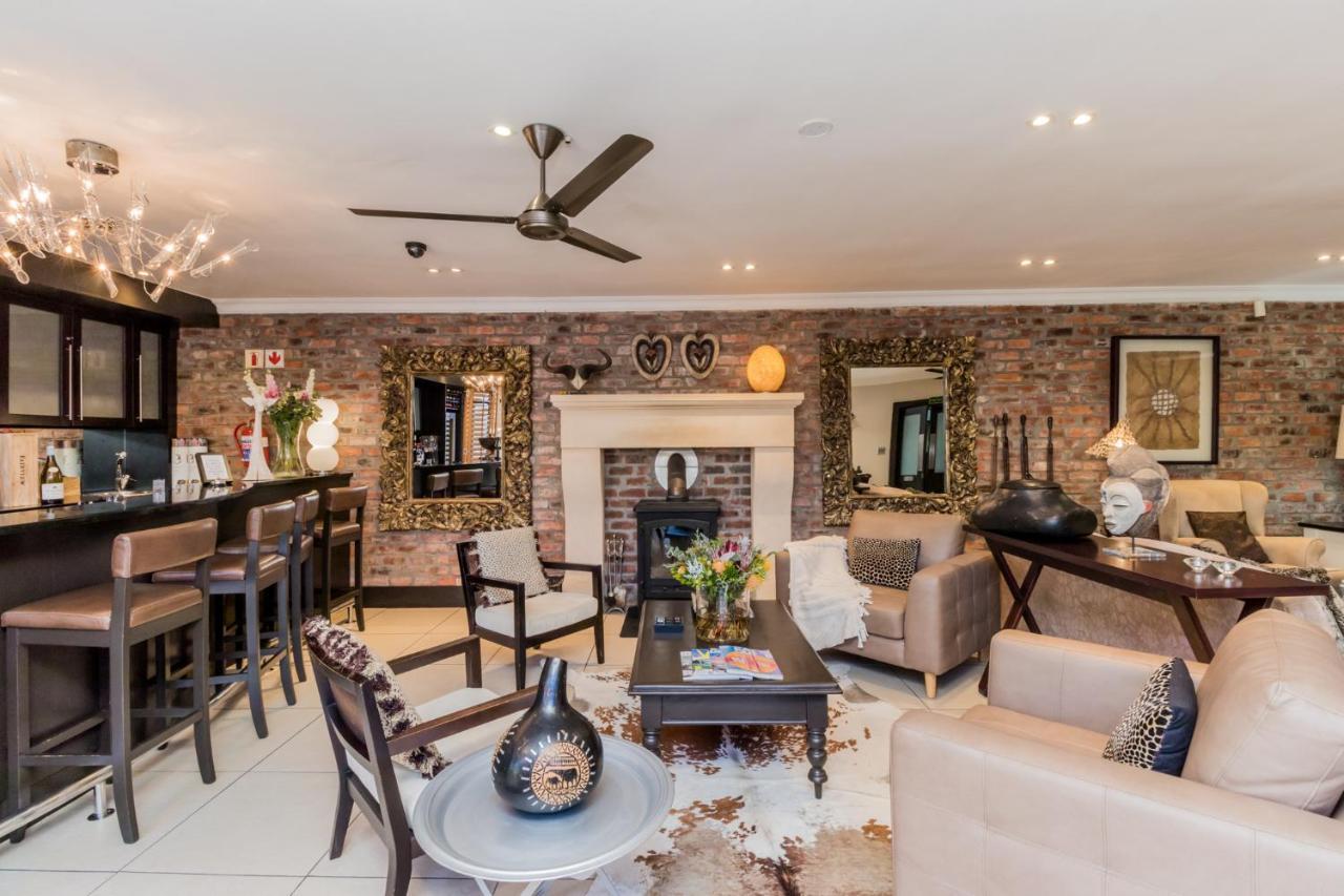 Sw1 Lodge Somerset West Extérieur photo