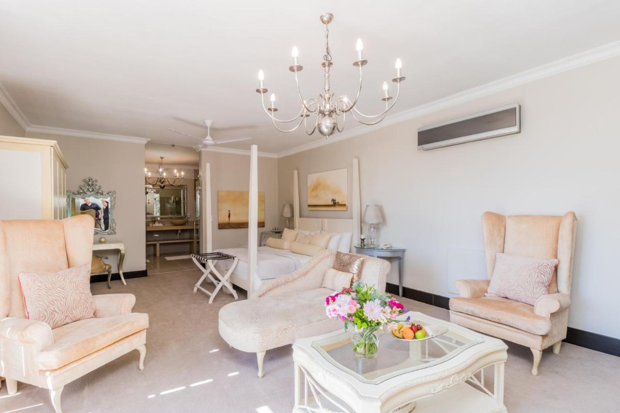 Sw1 Lodge Somerset West Extérieur photo