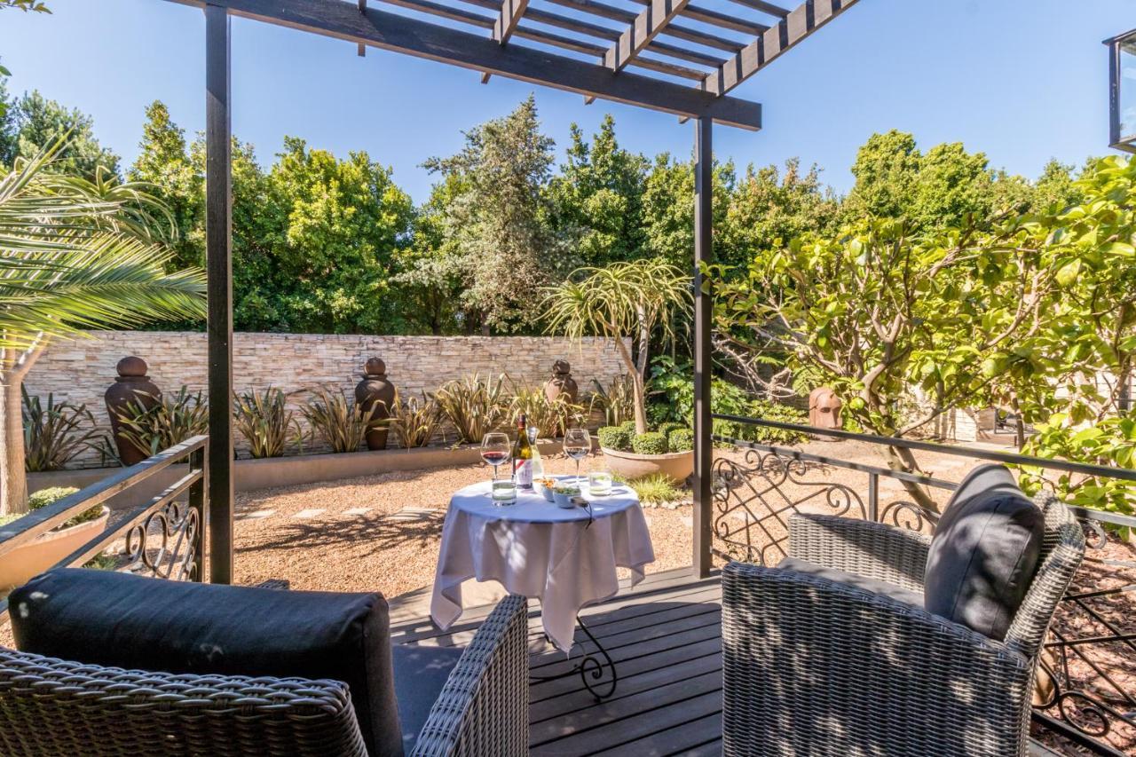 Sw1 Lodge Somerset West Extérieur photo