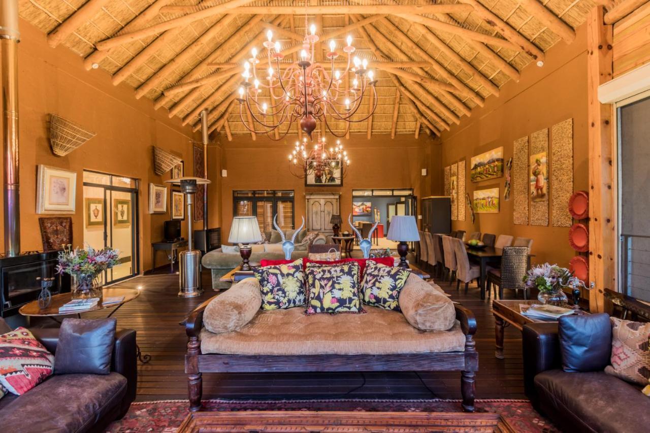 Sw1 Lodge Somerset West Extérieur photo