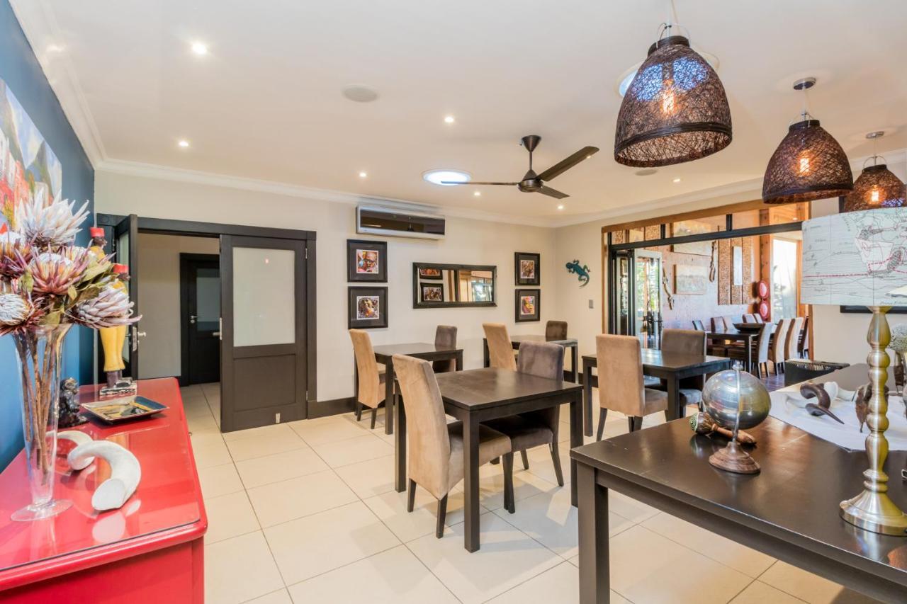 Sw1 Lodge Somerset West Extérieur photo