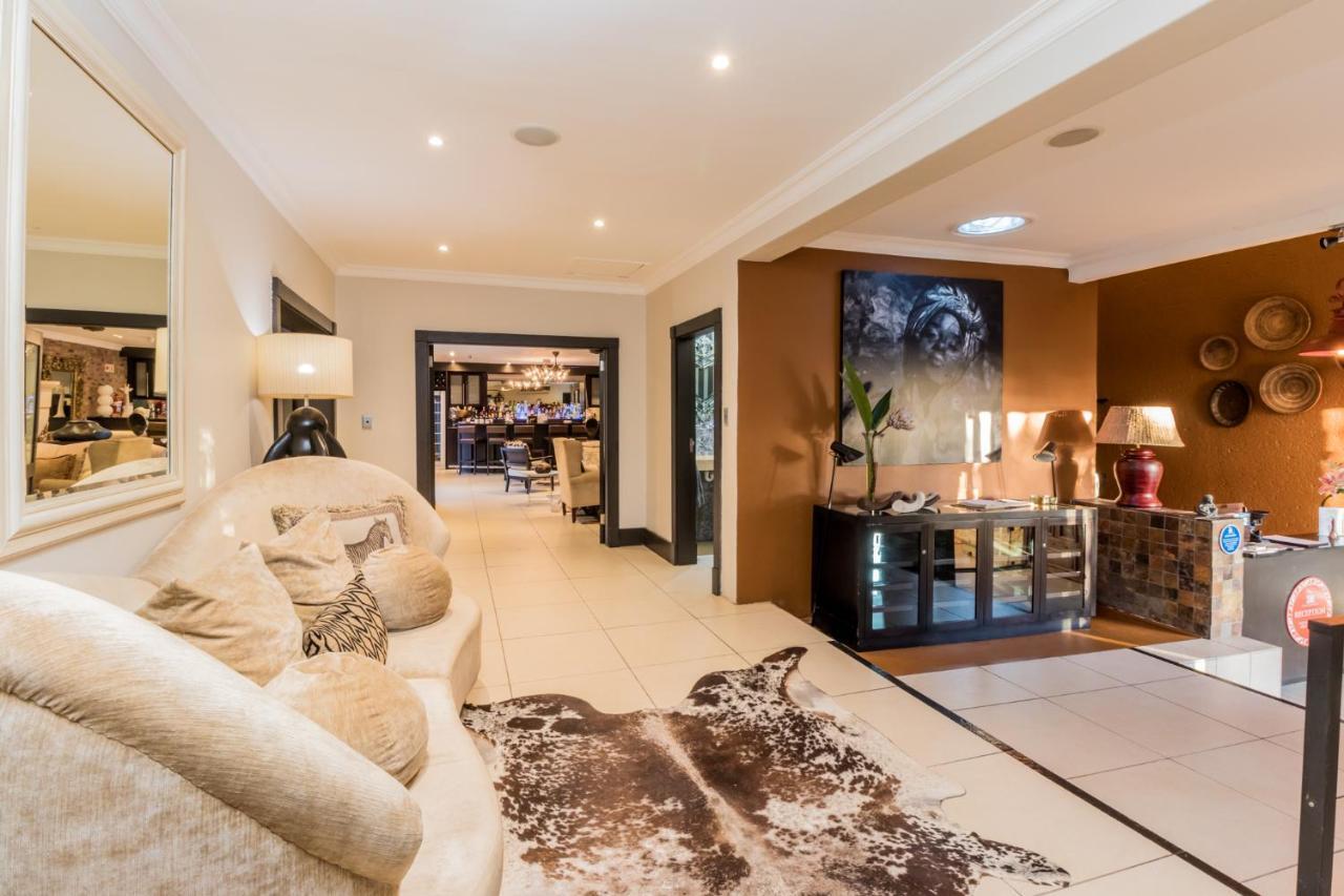Sw1 Lodge Somerset West Extérieur photo